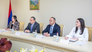 ՀՀ քննչական կոմիտեի նախագահ Արթուր Պողոսյանը հանդիպել է ՀՀ-ում ԱՄՆ արտակարգ և լիազոր դեսպանին